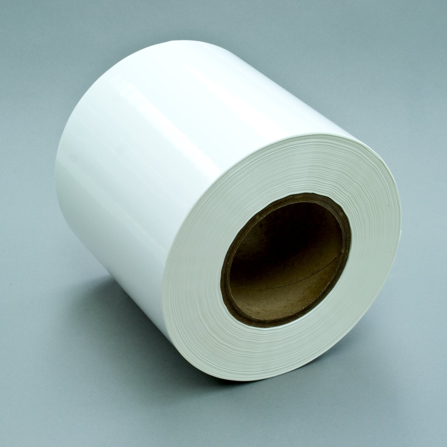 7000123567 - 3M Thermal Transfer Label Material 3921, Matte White Acrylate, 6 in x
1668 ft, 1 Roll/Case